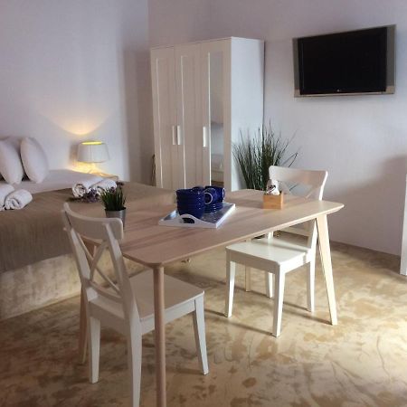 Psathi Blue Beta Apartment Đảo Đảo Kimolos Ngoại thất bức ảnh