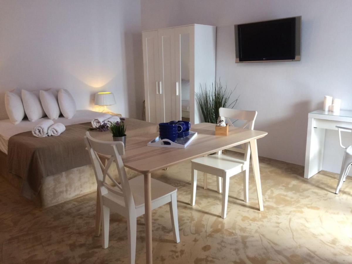 Psathi Blue Beta Apartment Đảo Đảo Kimolos Ngoại thất bức ảnh